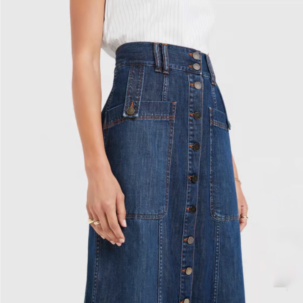 G. LABEL. GOOP Maddy denim skirt button front. Made in Italy. Women’s Size 24